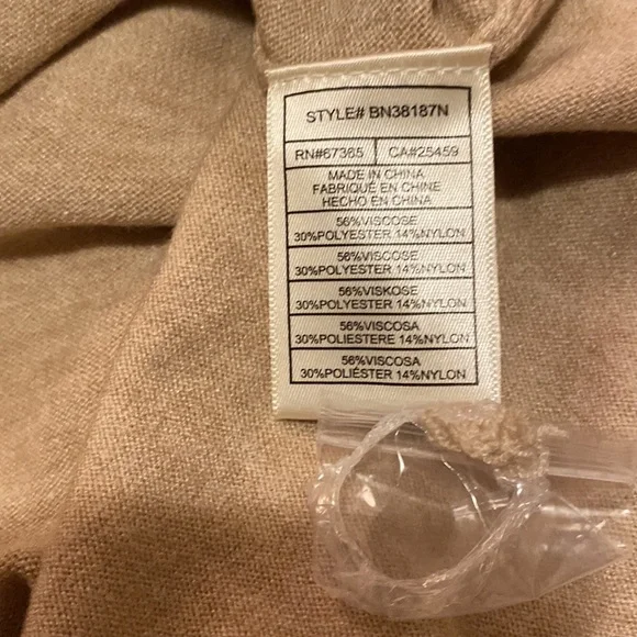 Steve Madden Button Shoulder long sleeve sweater dress oatmeal tan L NWT - Picture 12 of 13